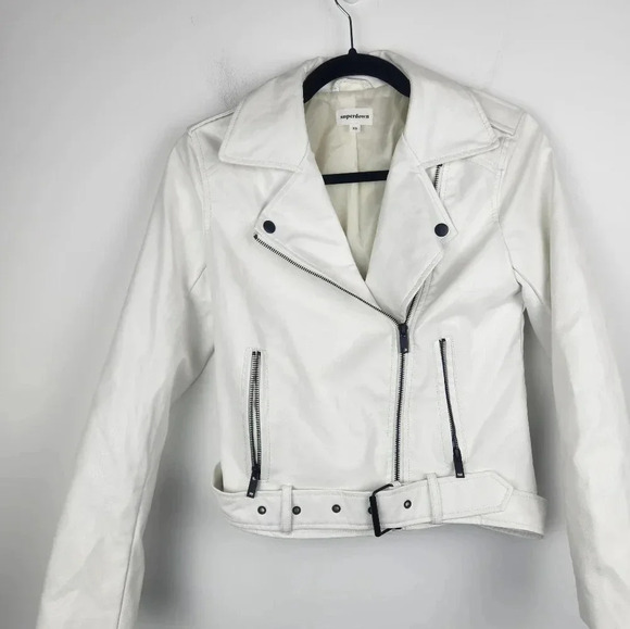 superdown Jackets & Blazers - Superdown Faux Leather Moto Jacket White Womens Size XS.
